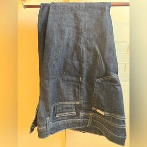 Joe’s Jeans - Dark Blue Denim - 33 - Stretch